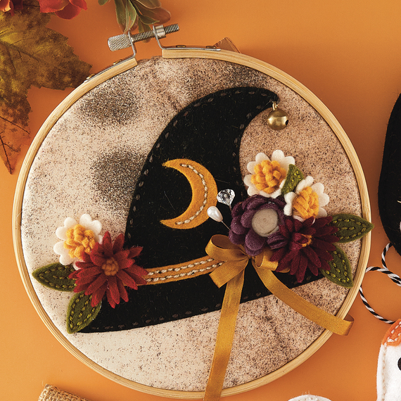 Felt Charming Witch Hat Etched Dies by Nichol Spohr